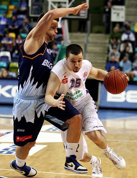 时刻尝试不 时刻尝试不